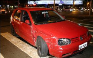 acidente Motorista bêbada causa acidente na Colombo em Maringá
