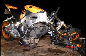 moto acidente br 376 Motociclista sofre acidente grave na BR 376