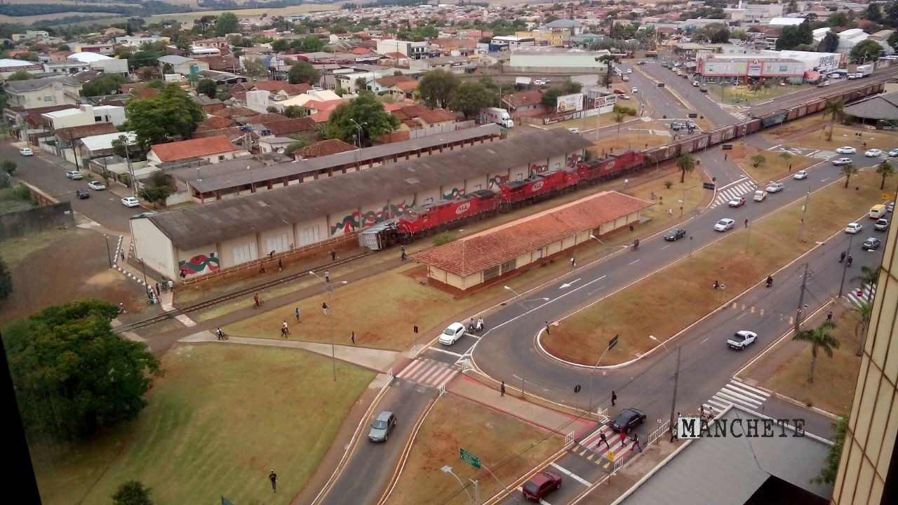 Foto de Acidente com trem de transporte de combustível