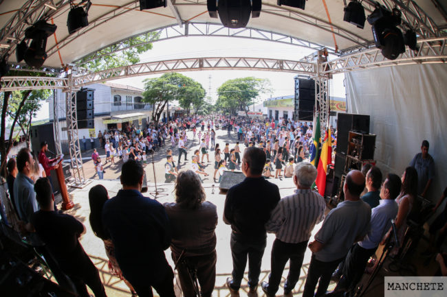 Foto de Festividades e anúncio de obras marcam os 70 anos de Floriano