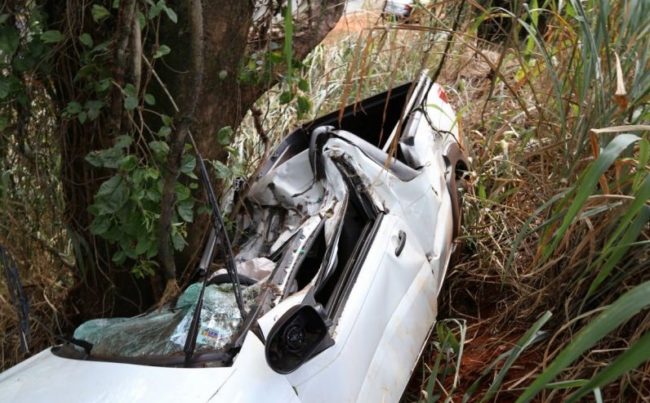 acidente pr 218 Motorista sobrevive a acidente gravíssimo em rodovia
