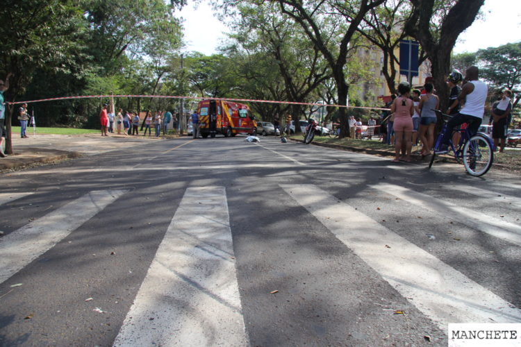 Foto de Pedestre é atropelada por moto e morre em frente ao cemitério