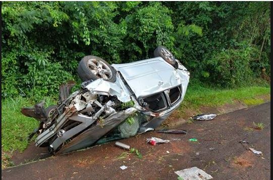 pr 317 acidente Acidente deixa três feridos em Maringá