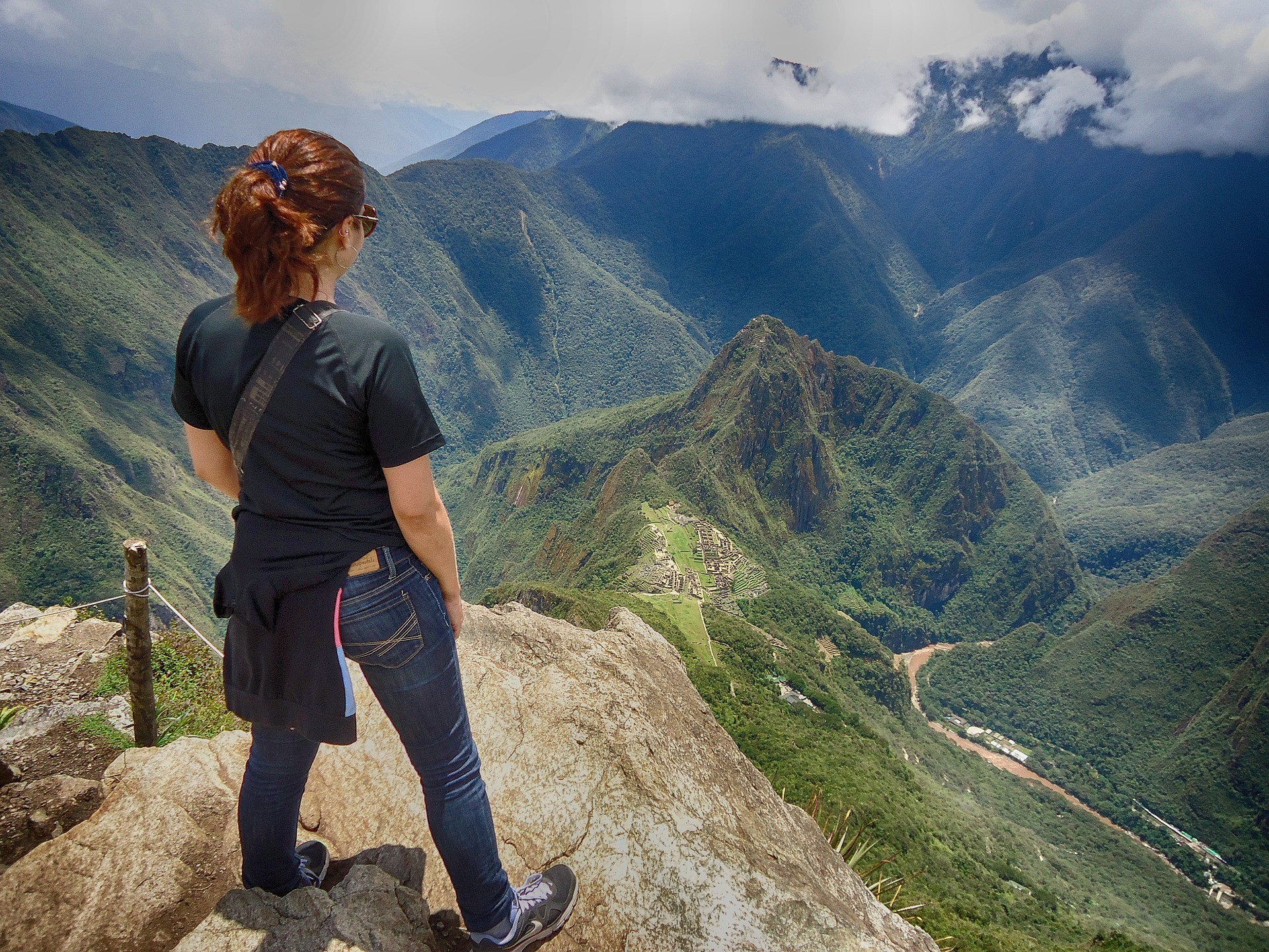 Foto de Pesquisa revela que 17% das mulheres latinas têm medo de viajar sozinhas