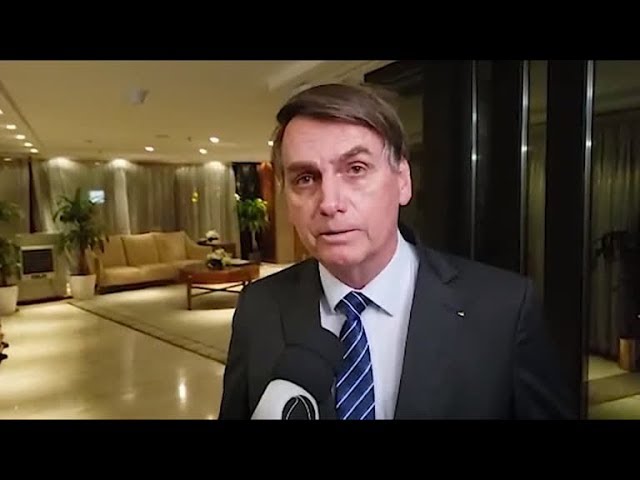 Foto de Presidente Jair Bolsonaro nega acusações