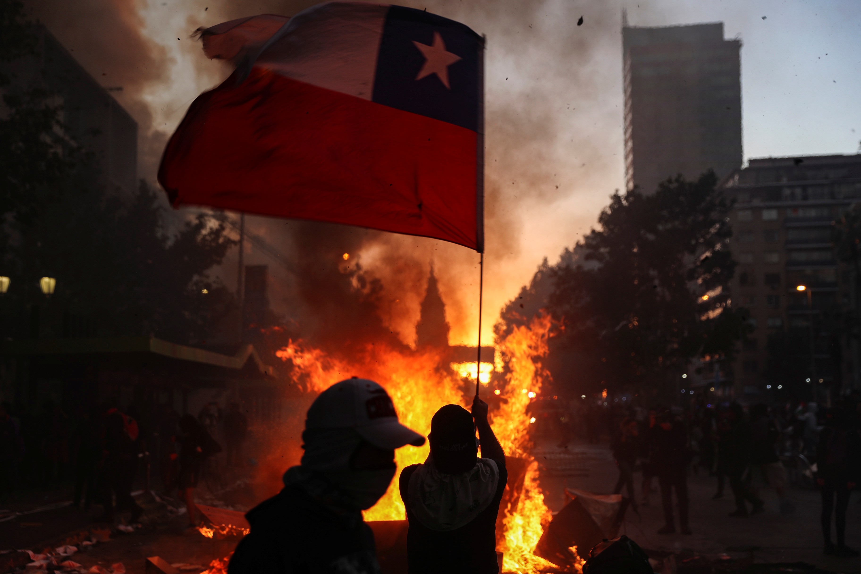 Foto de Reservas de hotéis caem pela metade em meio a protestos em Santiago