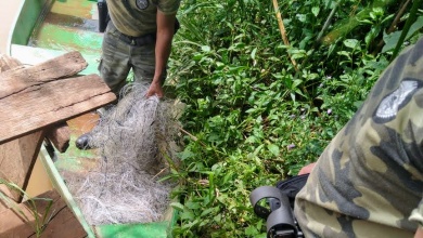 Foto de Patrulheiros apreendem arma de caça e redes de pesca