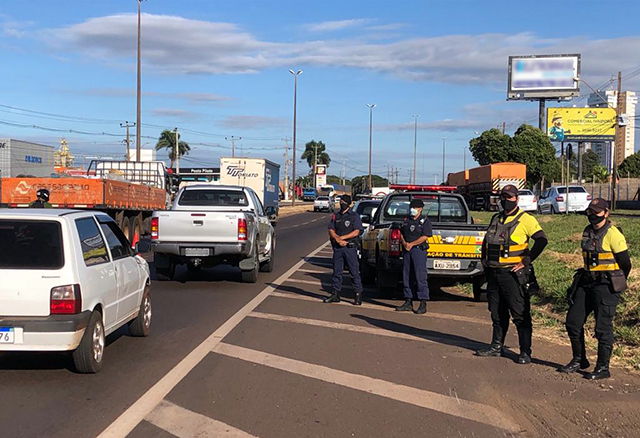 Barreira maringa agentes guarda Barreiras sanitárias