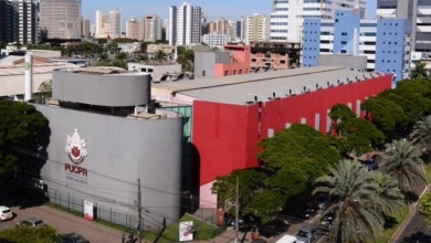 Foto de PUC volta atrás e diz que encerrará atividades presenciais em Maringá em dezembro