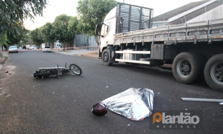 acidente motociclista Motociclista morre após bater na traseira de caminhão estacionado
