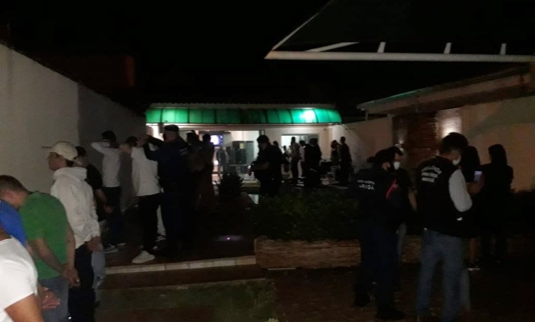 festa clandestina Fiscalização acaba com festas clandestinas