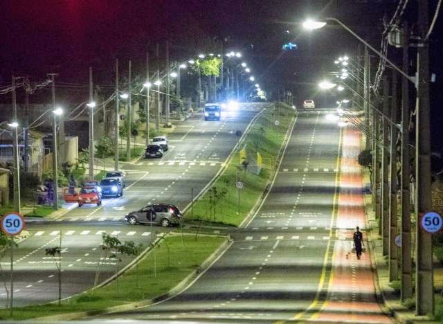 Avenida Alicio Campolina Extracon deve devolver R$ 145,2 mil por falhas em pavimentação