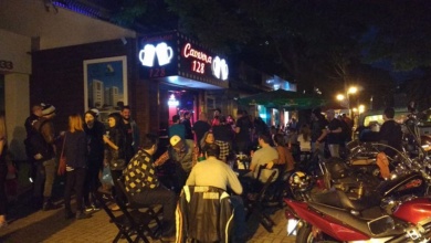 Foto de Bar de Maringá passa a atender só quem está vacinado