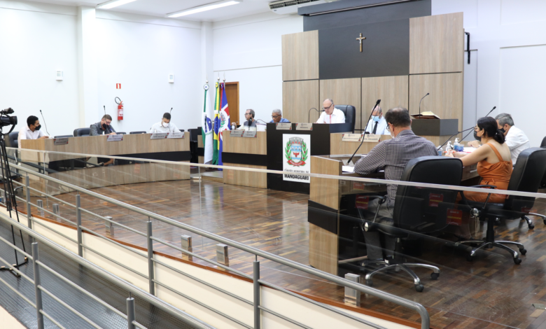 Câmara de Mandaguari aprova abertura de CPI para investigar uso particular de servidores e equipamentos públicos 1 Foto Sessao 22 11 1 Câmara de Mandaguari aprova abertura de CPI para investigar uso particular de servidores e equipamentos públicos