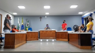 Foto de Uniflor reajusta vencimentos de prefeito, vice e vereadores