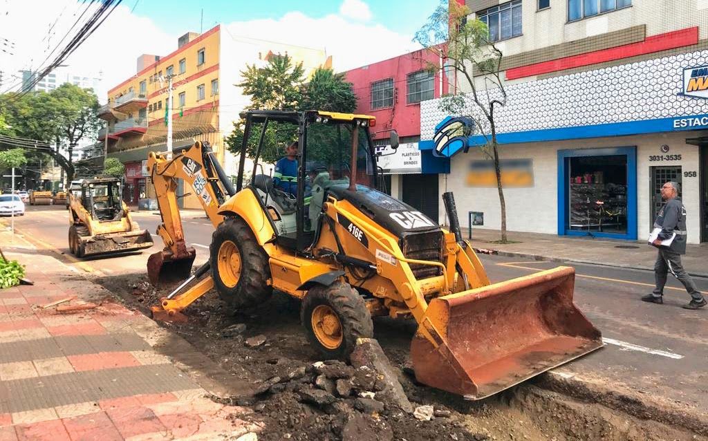 servico Prefeitura fará teste no asfalto da Joubert de Carvalho