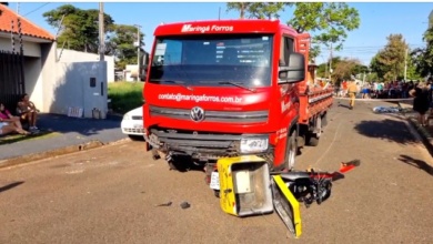 Foto de Motociclista morre em acidente com caminhão