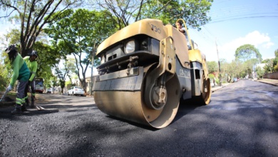 Foto de Com trabalho diário, Prefeitura realiza tapa-buraco em mais de 50 pontos na primeira quinzena de outubro