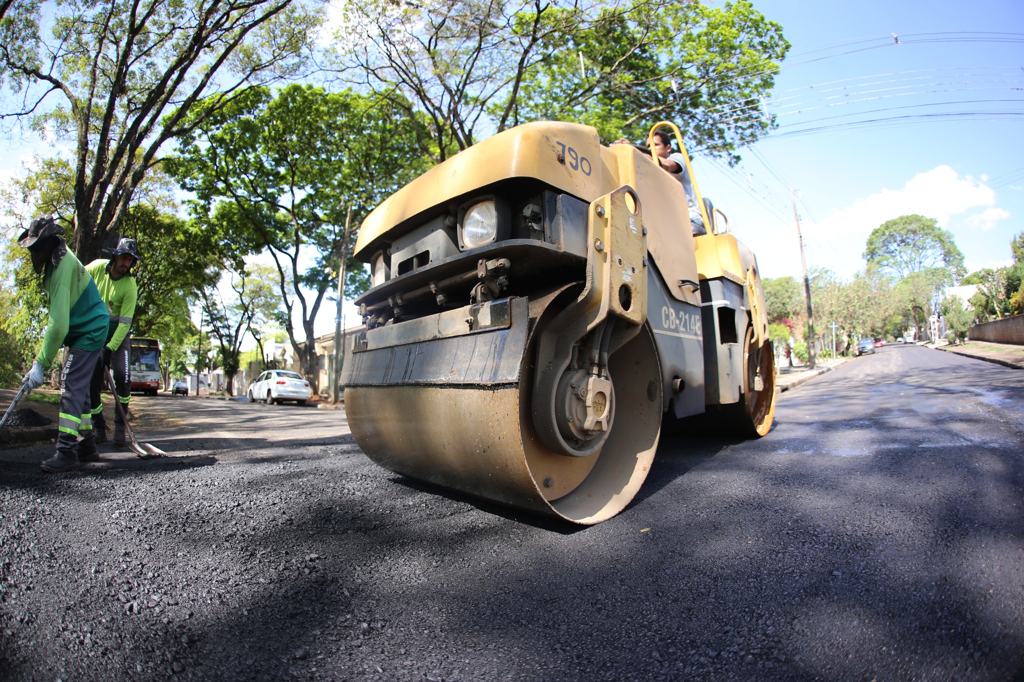 311470822 5592159897545612 3648660867145353503 n Com trabalho diário, Prefeitura realiza tapa-buraco em mais de 50 pontos na primeira quinzena de outubro