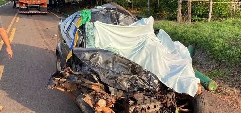 Dois ex-prefeitos morrem em acidente 1 acidente Dois ex-prefeitos morrem em acidente