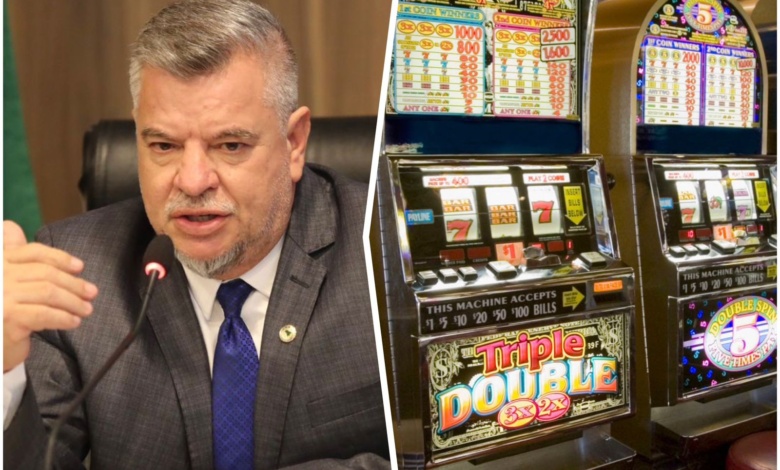 Delegado Jacovós propõe projeto de lei para proibir "caça-níqueis" no Paraná 1 WhatsApp Image 2023 03 20 at 16.50.43 Delegado Jacovós propõe projeto de lei para proibir "caça-níqueis" no Paraná