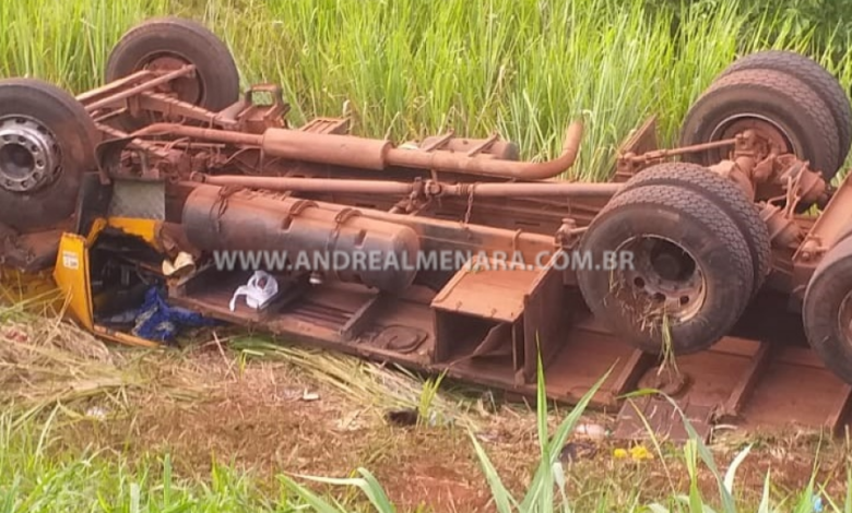 acidente pr 323 Motorista morre de acidente em Doutor Camargo