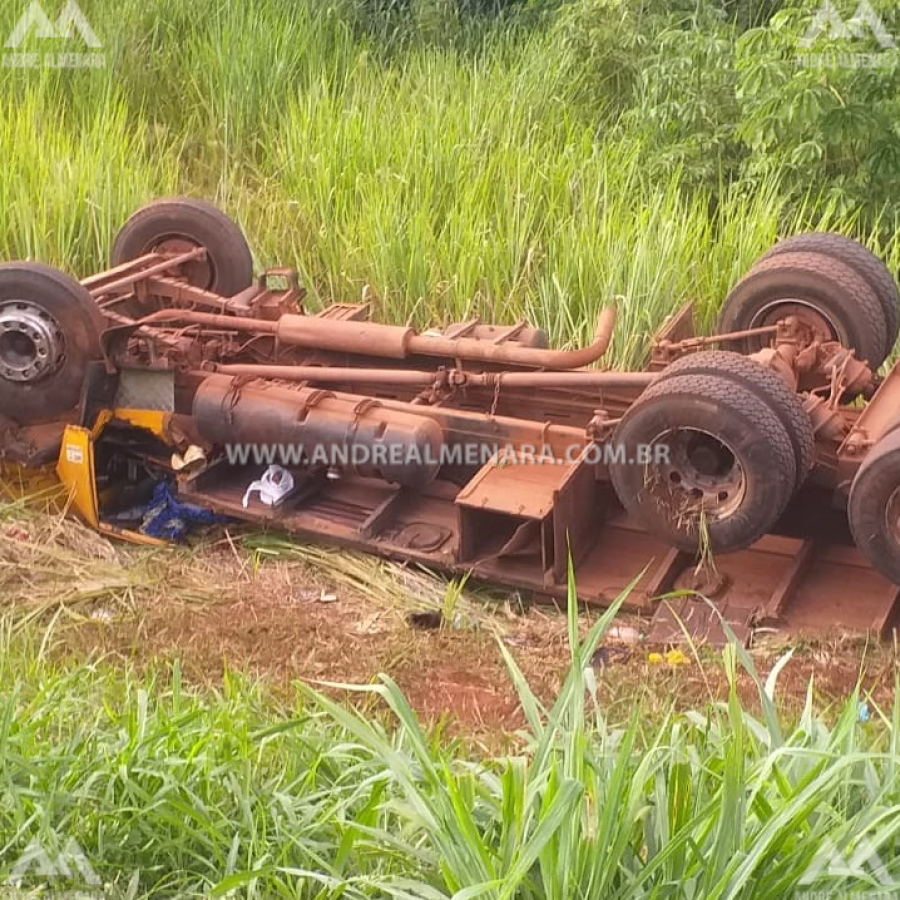 acidente pr 323 Motorista morre de acidente em Doutor Camargo