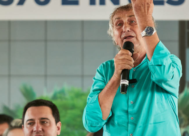 “Foi uma luta, vencida com o apoio do governador, dos deputados e dos vereadores”, resumiu o prefeito Walter Volpato 1 OBRIGADO GOVERNADOR 1 e1683375323572 “Foi uma luta, vencida com o apoio do governador, dos deputados e dos vereadores”, resumiu o prefeito Walter Volpato