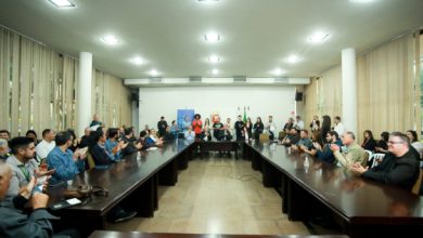 Foto de Prefeito Ulisses Maia recebe imprensa para bate-papo e apresenta nova secretária de Comunicação