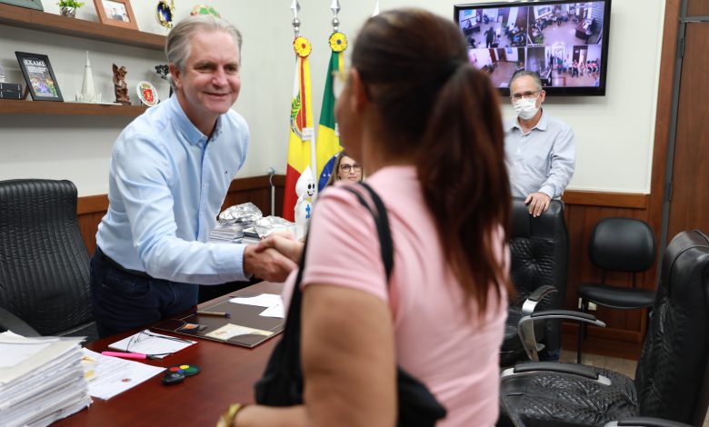ulisses gabinete Com ′Gabinete Aberto′, prefeito Ulisses Maia atende a comunidade pessoalmente nesta quarta-feira