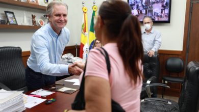 Foto de Com ′Gabinete Aberto′, prefeito Ulisses Maia atende a comunidade pessoalmente nesta quarta-feira