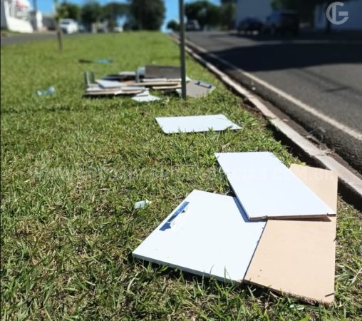 acidente geladeira Mulher morre após cair de carroceria de caminhonete em Maringá