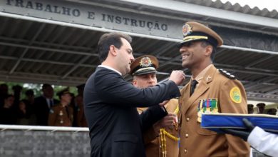 Foto de Após ação de cobrança, Governo exonera primeiro negro a se tornar comandante-geral da Polícia Militar