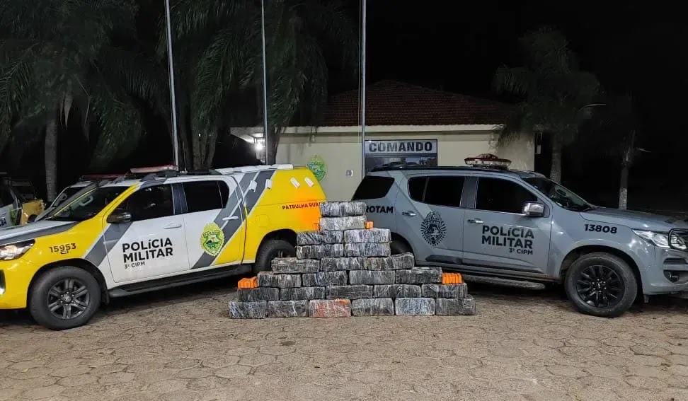 policia militar 1 Carro roubado é recuperado e 478 quilos de drogas são apreendidos em Porto Rico