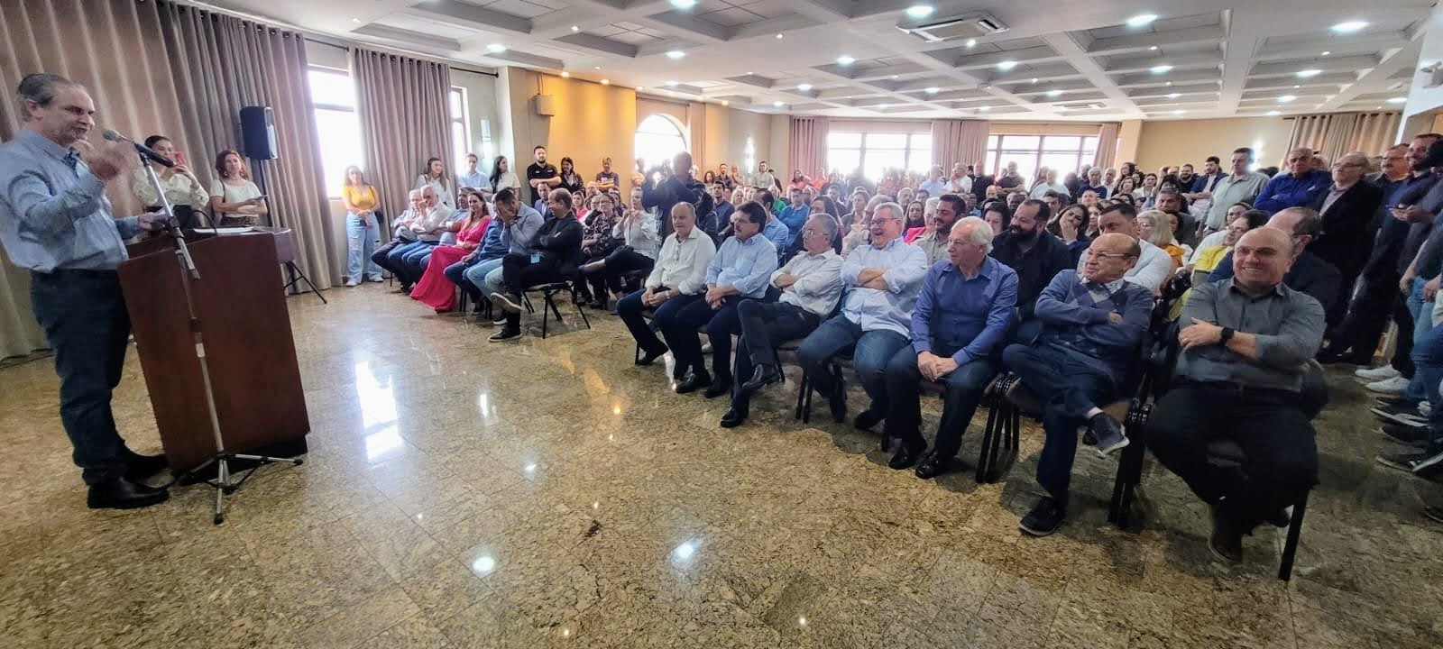 ulisses politicos O encontro de pré-candidatos