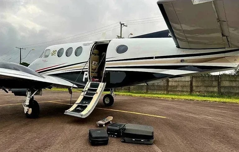 Aviao 2 Avião de empresa paranaense apreendido com drogas no Rio Grande do Sul continua retido