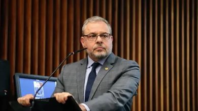 Foto de Deputado Ricardo Arruda é alvo do Gaeco