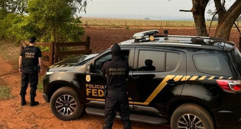 PF cumpre mandado de busca em endereço de suspeito de tráfico de pessoas 1 policia federal PF cumpre mandado de busca em endereço de suspeito de tráfico de pessoas