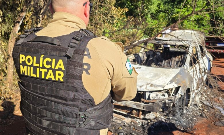 corpo queimado Corpo carbonizado é encontrado dentro de porta-malas de veículo