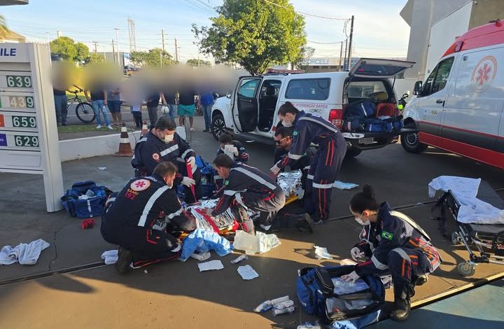 BRIGA TRANSITO Suposta briga de trânsito deixa rapaz de 29 anos em estado gravíssimo após ser esfaqueado no pescoço