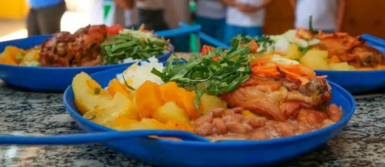 merenda comida Relato de mãe sobre falta de comida em escola municipal de Maringá