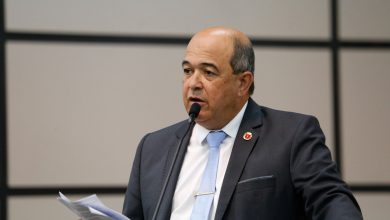 Foto de Justiça confirma mandato do vereador Odair Fogueteiro