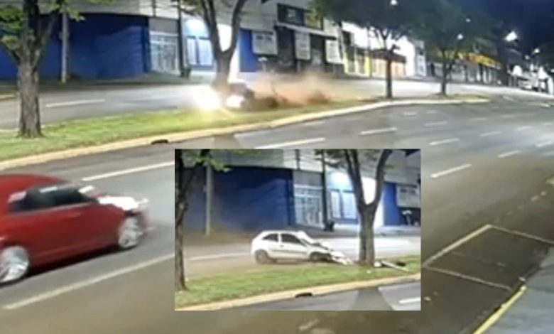 acidente colombo Câmera de segurança registra acidente na Avenida Colombo em Maringá