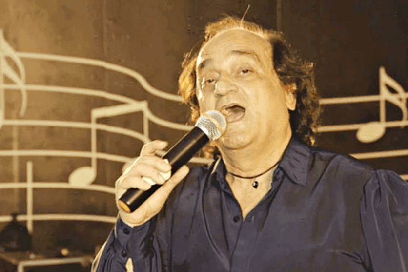 Foto de Morre o cantor grego Patrick Dimon, aos 79 anos