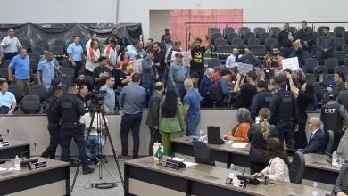 Foto de Confusão na Câmara