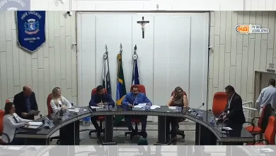 Foto de Vereadores abandonam sessão