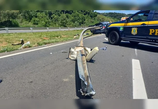 acidente abrao 2 Filho de casal maringaense morre após acidente na rodovia