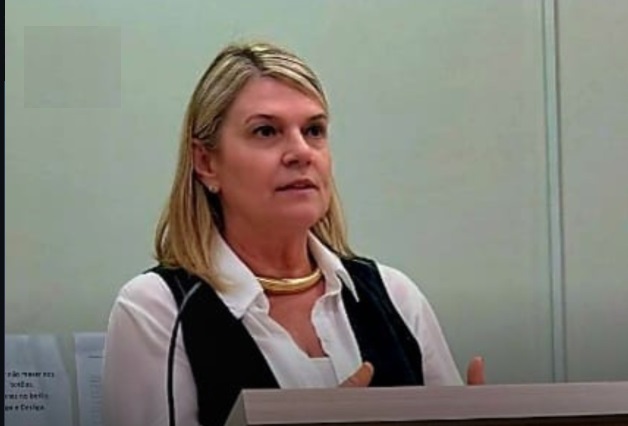 carmem inocente História mal contada