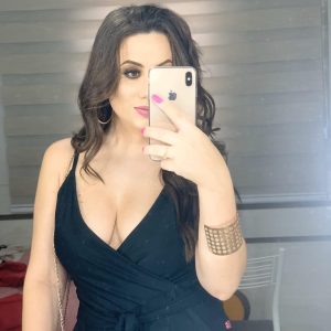 ANA CLAUDIA NERI LOPES 24 02 Niver