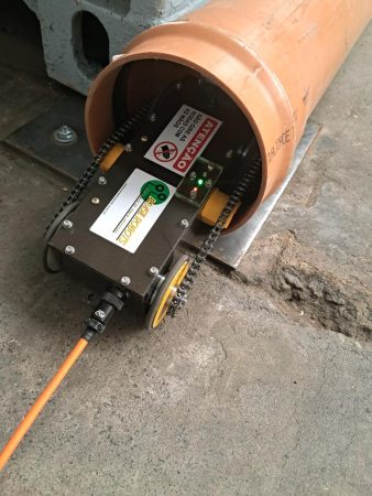 equipamento Acciona aposta em tecnologia para aprimorar a eficiência em obras de saneamento